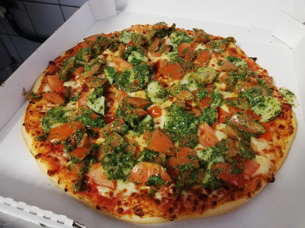 La Pizza Saint Jacques Provençale À la Persillade Maison